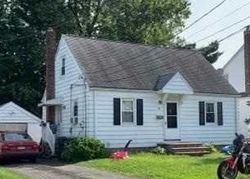 Bank Foreclosures in BERGENFIELD, NJ