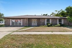 Bank Foreclosures in CHALMETTE, LA