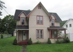 Bank Foreclosures in HALLSTEAD, PA