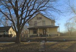 Bank Foreclosures in CLAY CENTER, KS