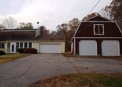 Bank Foreclosures in CANTERBURY, CT