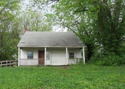 Bank Foreclosures in ALTON, IL