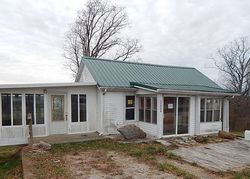 Bank Foreclosures in RICHLAND, MO