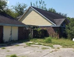 Bank Foreclosures in DAMON, TX