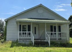 Bank Foreclosures in CANMER, KY