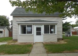 Bank Foreclosures in CLINTON, MI