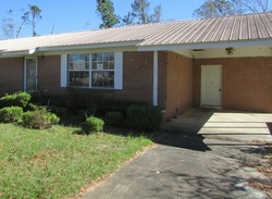 Bank Foreclosures in SNEADS, FL