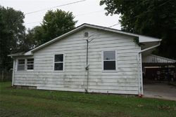 Bank Foreclosures in HOLDEN, MO