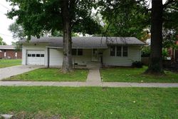 Bank Foreclosures in HOLDEN, MO