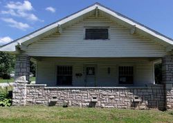 Bank Foreclosures in PIERCE CITY, MO