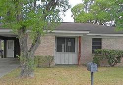 Bank Foreclosures in HALLETTSVILLE, TX