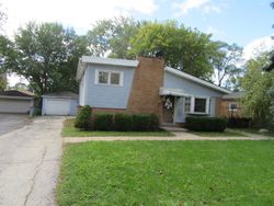 Bank Foreclosures in BENSENVILLE, IL