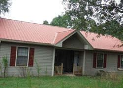 Bank Foreclosures in CENTERVILLE, TN