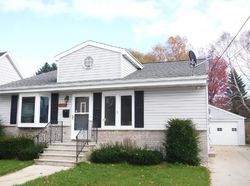 Bank Foreclosures in TWO RIVERS, WI