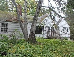 Bank Foreclosures in GROVELAND, MA