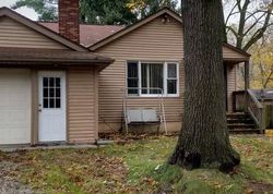 Bank Foreclosures in WIXOM, MI