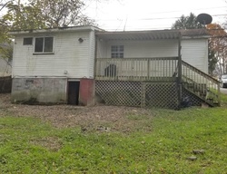 Bank Foreclosures in OAK HILL, WV