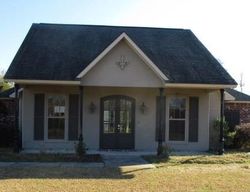 Bank Foreclosures in PORT ALLEN, LA