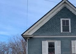Bank Foreclosures in HOULTON, ME
