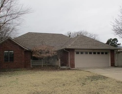 Bank Foreclosures in POTEAU, OK