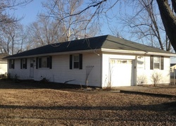 Bank Foreclosures in GARDEN CITY, MO