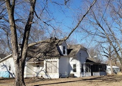 Bank Foreclosures in WAVERLY, KS