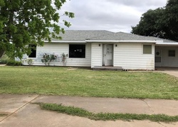 Bank Foreclosures in ROSCOE, TX