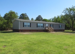 Bank Foreclosures in FAIRFIELD, NC