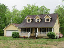 Bank Foreclosures in RAVENNA, KY