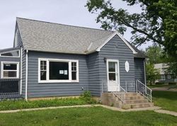 Bank Foreclosures in ESTHERVILLE, IA