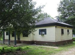 Bank Foreclosures in BRUCE, MS