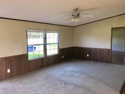 Bank Foreclosures in MAUD, TX