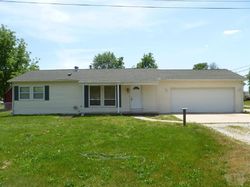 Bank Foreclosures in CARTHAGE, IL