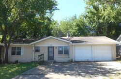 Bank Foreclosures in KENNEDALE, TX