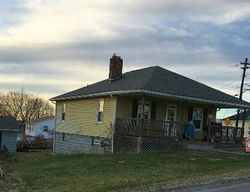 Bank Foreclosures in FOLLANSBEE, WV