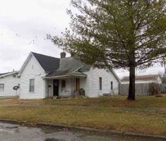 Bank Foreclosures in SULLIVAN, IN