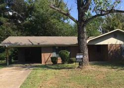 Bank Foreclosures in NETTLETON, MS