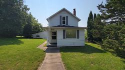 Bank Foreclosures in OXFORD, IA