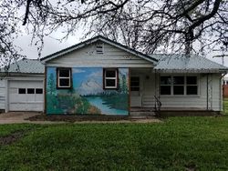 Bank Foreclosures in MOUNT HOPE, KS