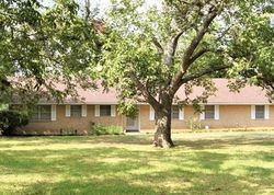 Bank Foreclosures in YOAKUM, TX