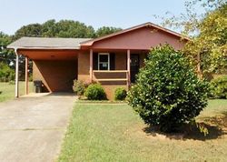 Bank Foreclosures in COURTLAND, AL