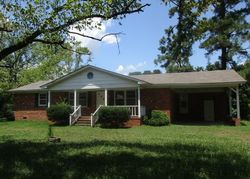 Bank Foreclosures in SALEMBURG, NC