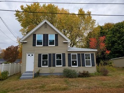 Bank Foreclosures in EPPING, NH