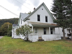 Bank Foreclosures in HARDWICK, VT