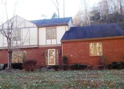 Bank Foreclosures in PRESTONSBURG, KY