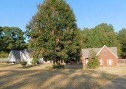 Bank Foreclosures in NESBIT, MS