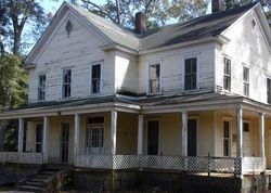 Bank Foreclosures in GLOSTER, MS