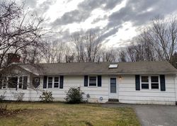 Bank Foreclosures in HEBRON, CT