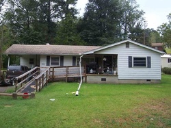 Bank Foreclosures in SELMER, TN