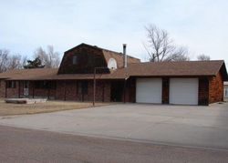 Bank Foreclosures in HUGOTON, KS